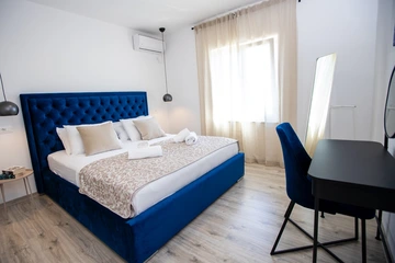 4-Bedroom Villa in Seget Donji for 8 Guests