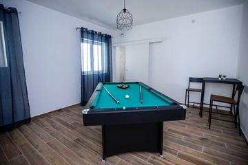 4-Bedroom Villa in Seget Donji for 8 Guests