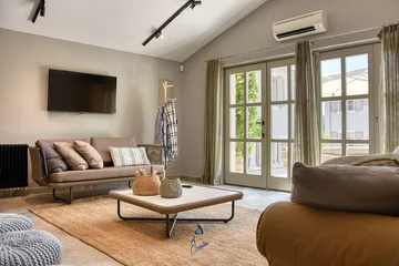 Jakomići Villa for 10 Guests with Private Pool