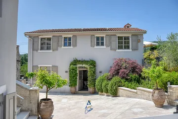 Jakomići Villa for 10 Guests with Private Pool