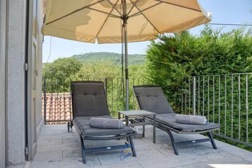Jakomići Villa for 10 Guests with Private Pool