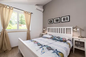 2-Bedroom Villa with Private Heated Pool in Višnjan