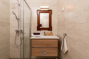 2-Bedroom Villa with Private Heated Pool in Višnjan