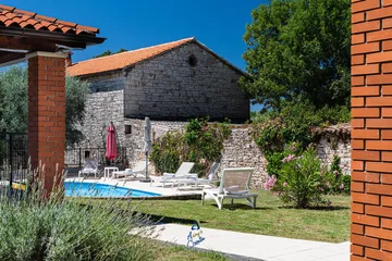 3-Bedroom Villa in Višnjan with Private Heated Pool