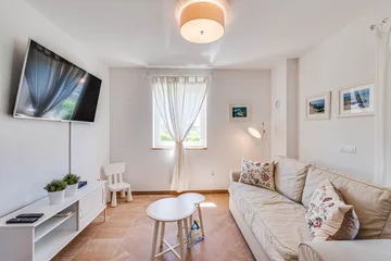 3-Bedroom Villa in Višnjan with Private Heated Pool