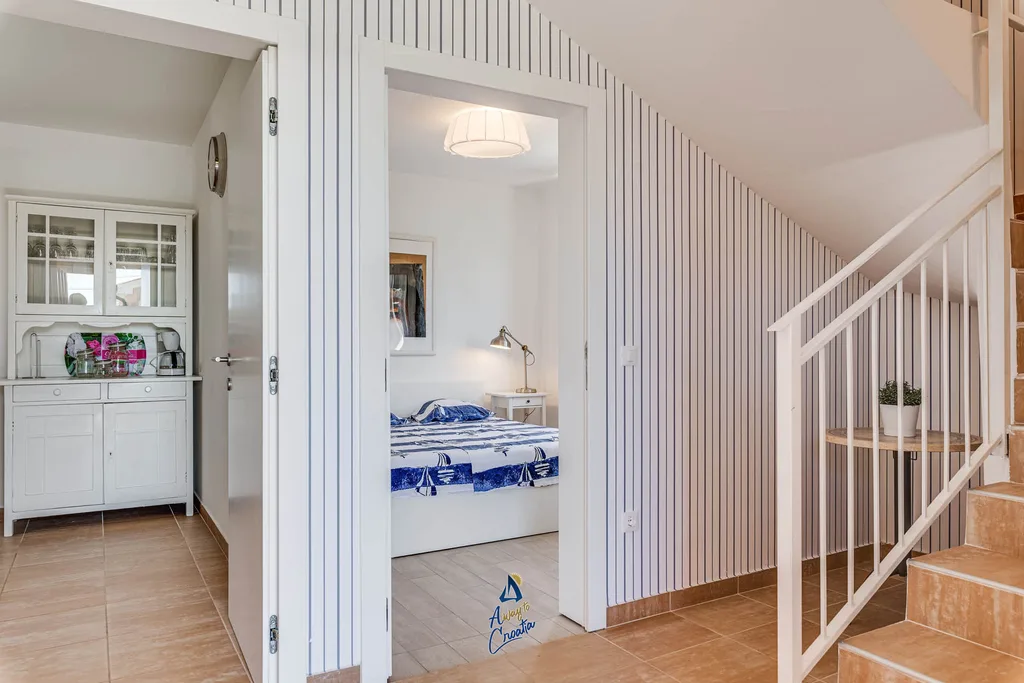 3-Bedroom Villa in Višnjan with Private Heated Pool