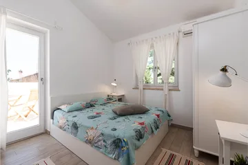 3-Bedroom Villa in Višnjan with Private Heated Pool