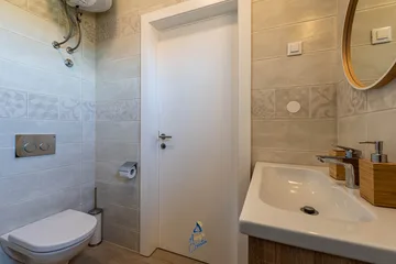 3-Bedroom Villa in Višnjan with Private Heated Pool