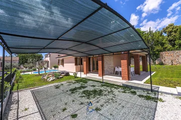 3-Bedroom Villa in Višnjan with Heated Private Pool