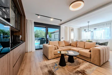 3-Bedroom Villa with Heated Pool in Privlaka