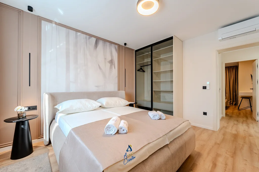 3-Bedroom Villa with Heated Pool in Privlaka