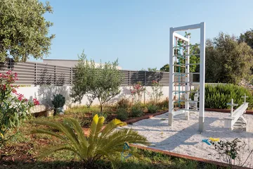 5-Bedroom Villa in Škrip with Heated Pool