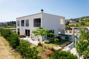 5-Bedroom Villa in Škrip with Heated Pool