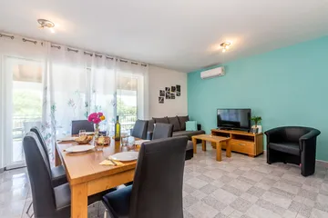 Bajčići House for 6–8 Guests with Private Pool