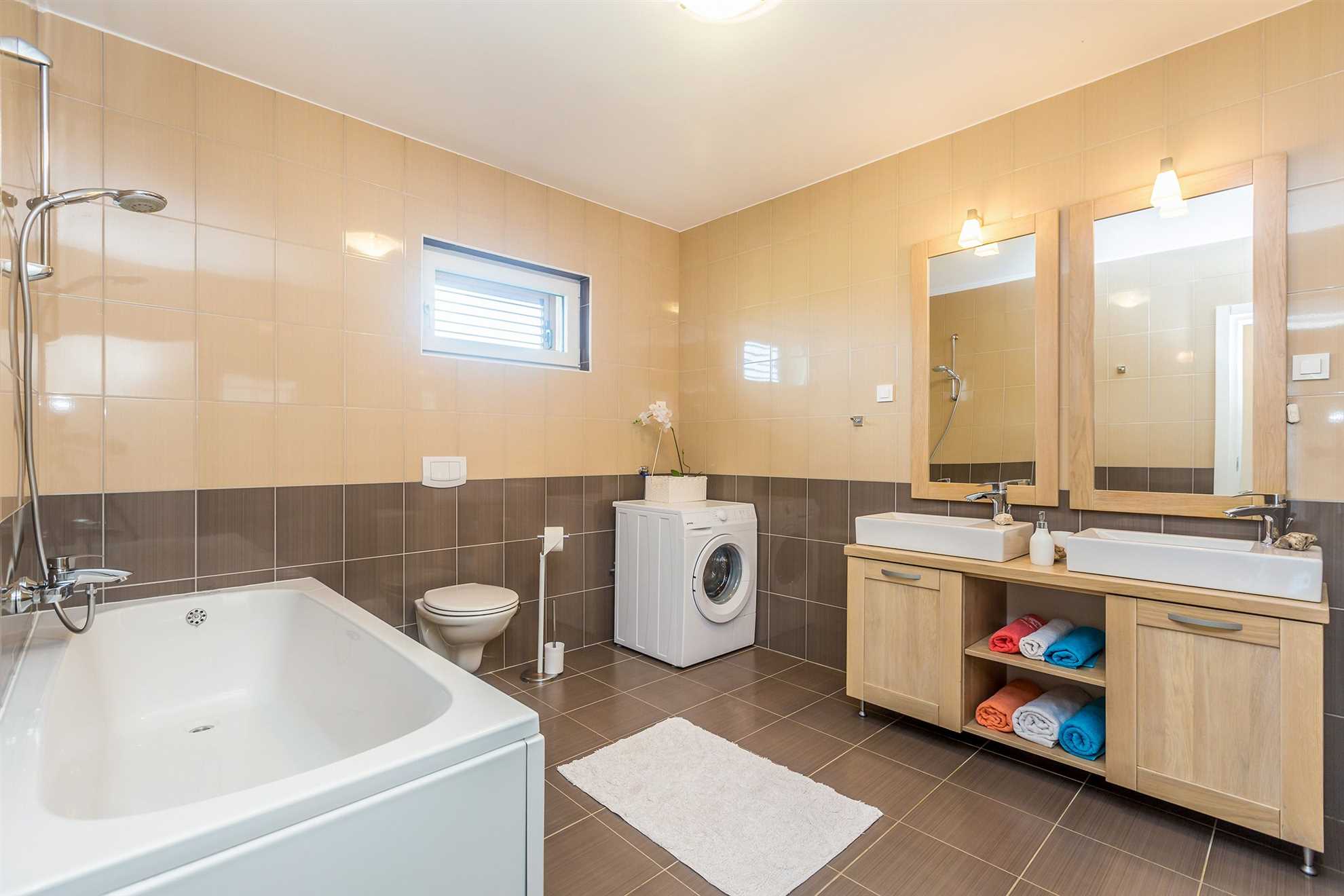 Ferienhaus FRANOLIC mit Swimmingpool