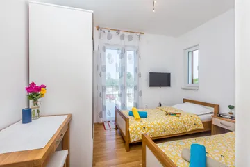 Bajčići House for 6–8 Guests with Private Pool