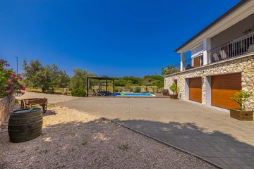 Bajčići House for 6–8 Guests with Private Pool