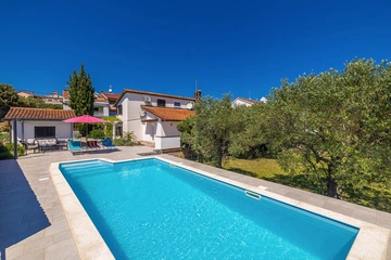 Villa with Private Pool and Sea View in Kornić