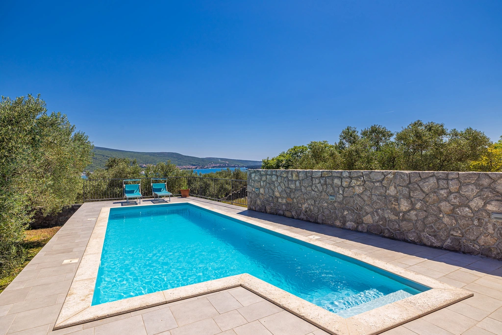 Villa with Private Pool and Sea View in Kornić