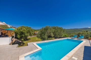 Villa with Private Pool and Sea View in Kornić