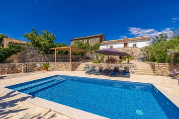 Rustic Villa in Gostinjac for Up to 6 Guests