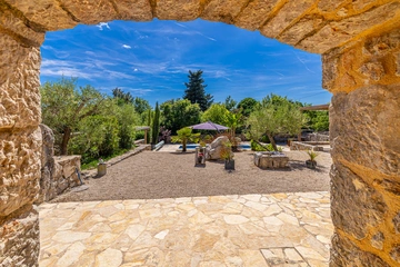 Rustic Villa in Gostinjac for Up to 6 Guests