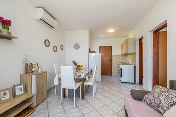 Stara Baška Apartment for up to 5 Guests
