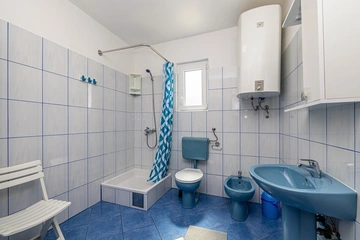 Stara Baška Apartment for up to 5 Guests