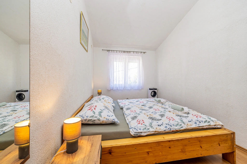 Two-Bedroom Apartment in Stara Baška with Sea View