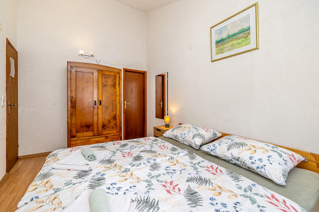 Two-Bedroom Apartment in Stara Baška with Sea View