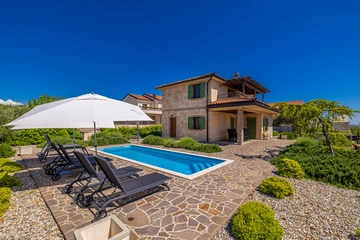Linardići House with Private Pool for 6 Guests