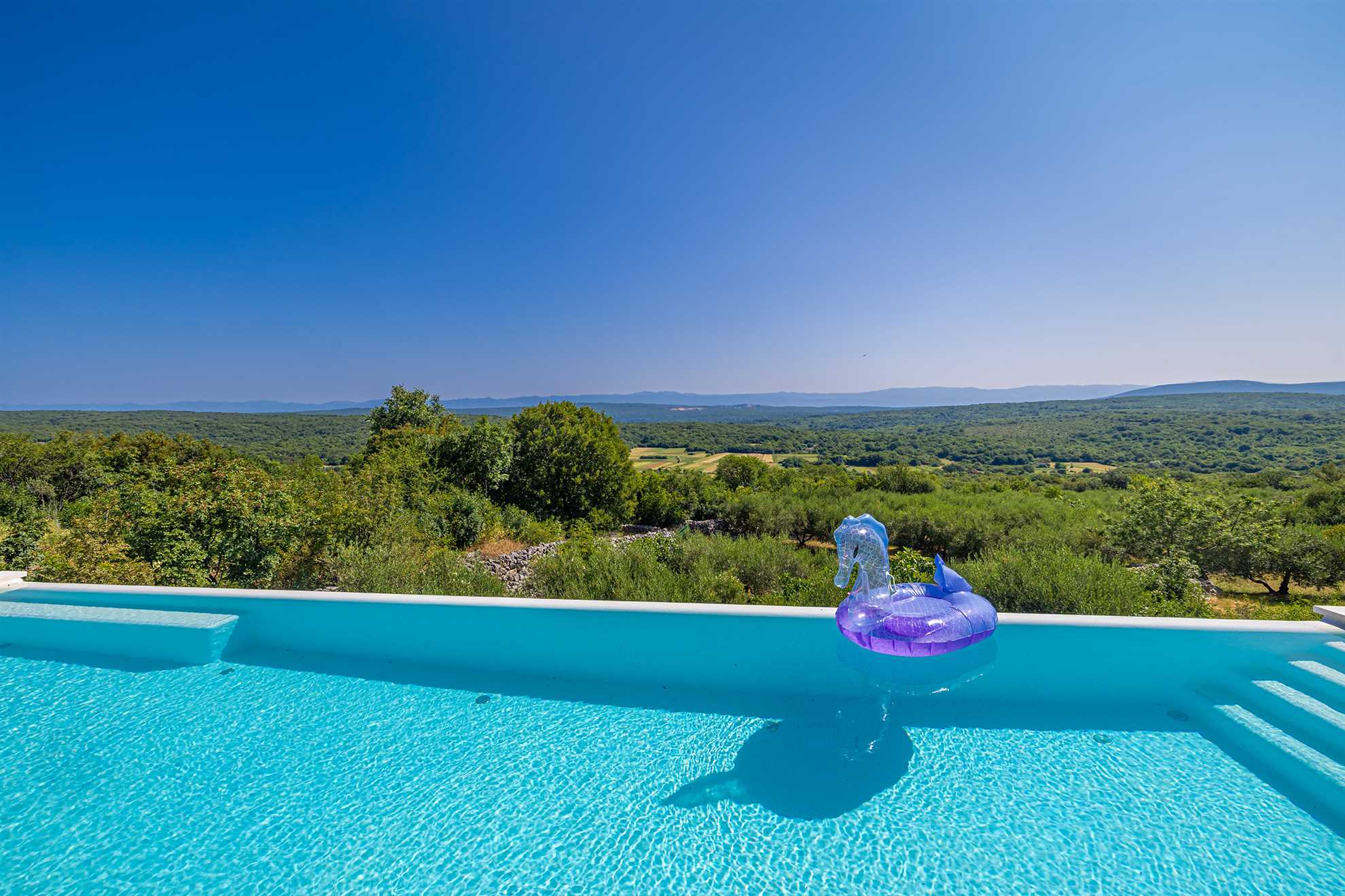 Villa ELEVATION con piscina riscaldata