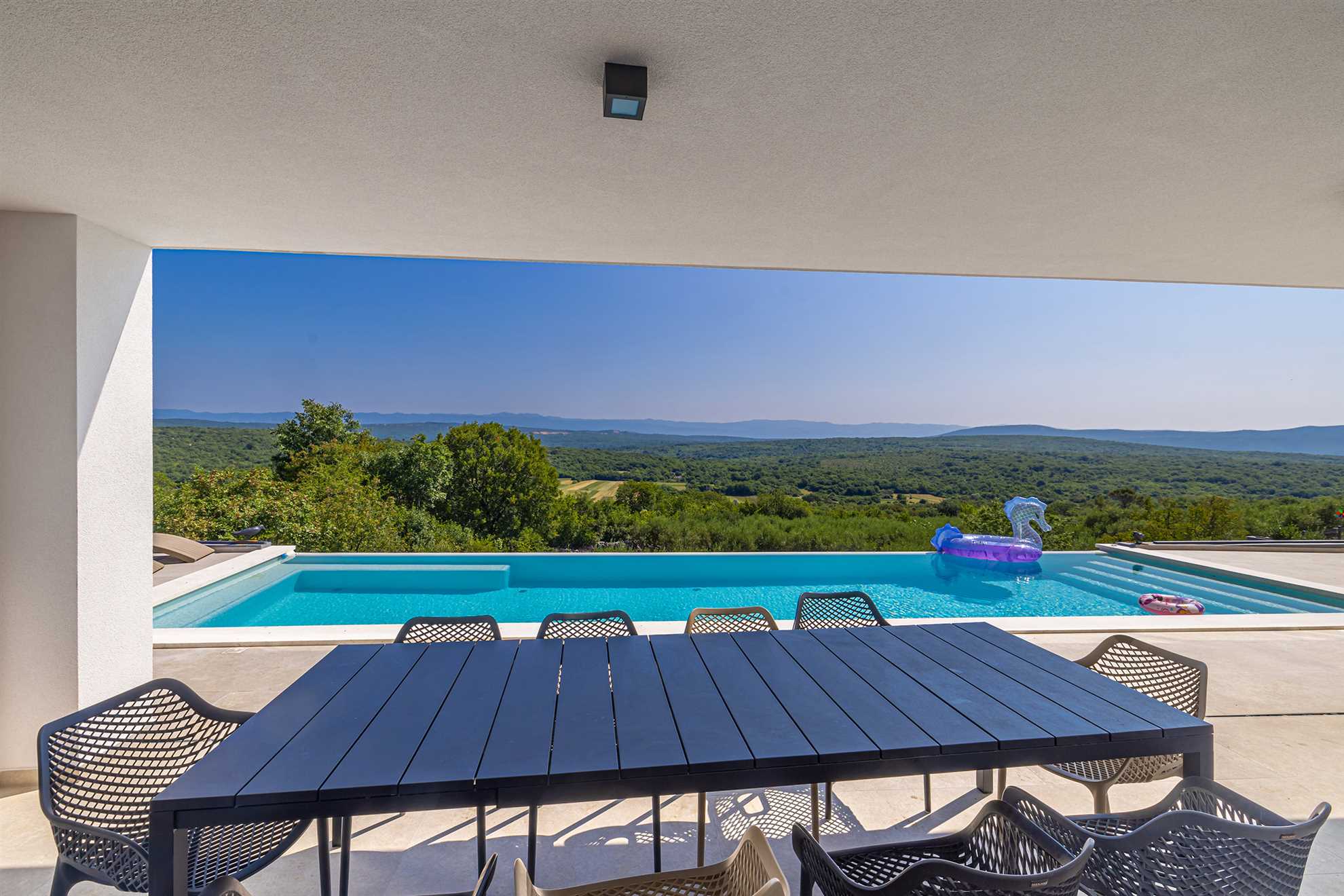 Villa ELEVATION con piscina riscaldata