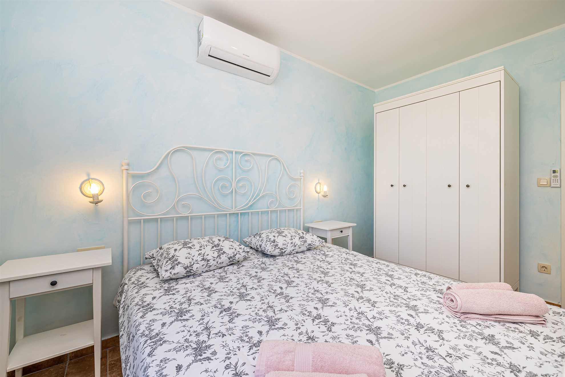 Casa vacanze DIVNA con piscina privata