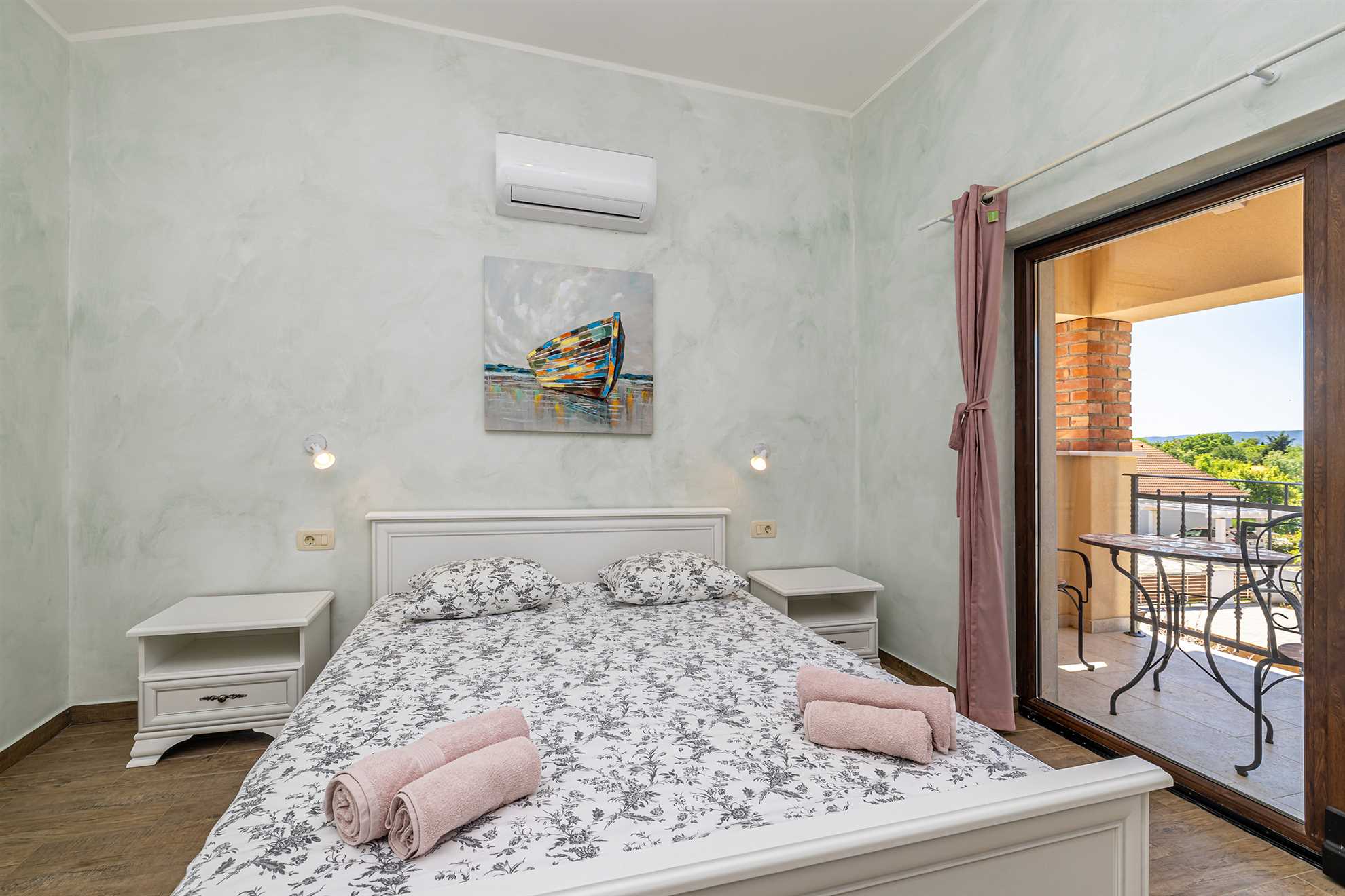 Casa vacanze DIVNA con piscina privata