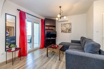 Stara Baška 2-Bedroom Apartment for Up to 5