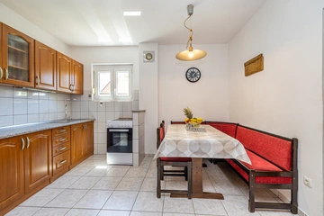 Stara Baška 2-Bedroom Apartment for Up to 5