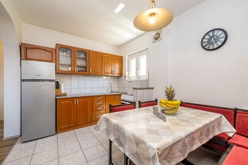 Stara Baška 2-Bedroom Apartment for Up to 5