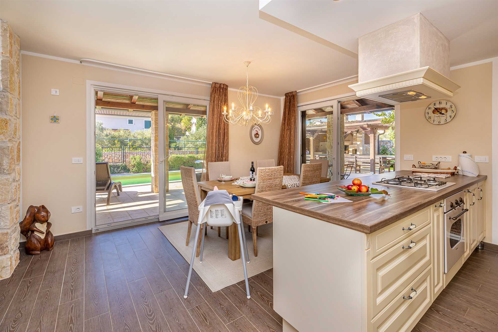 Ferienhaus SEASCAPE I mit beheiztem Pool und großzügigem Garten