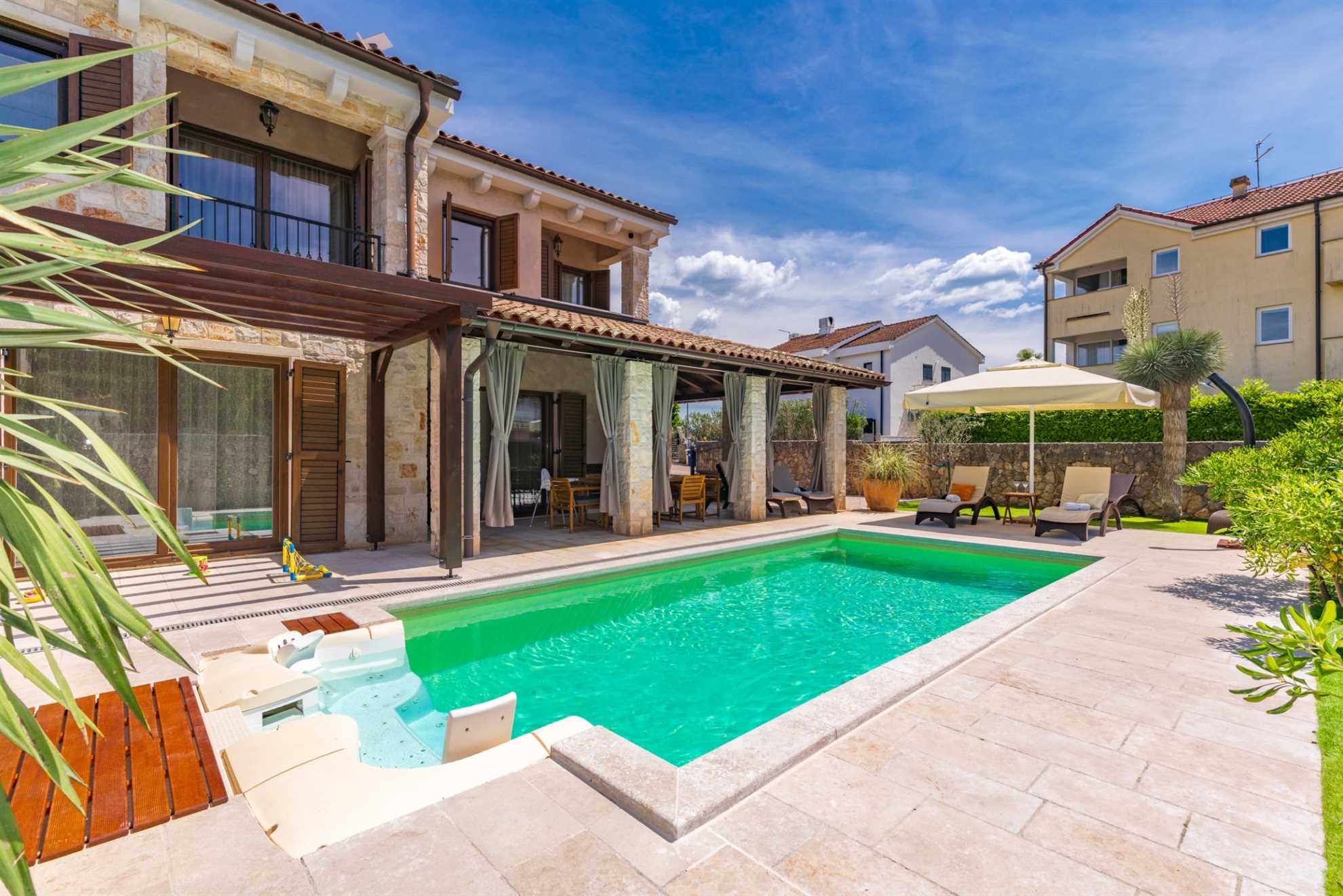 Casa vacanze SEASCAPE II con piscina riscaldata vicino al mare