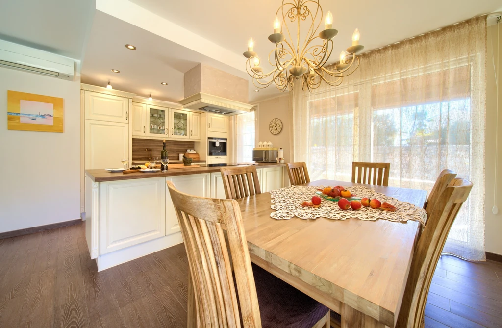 3-Bedroom Holiday House in Malinska with Heated Pool