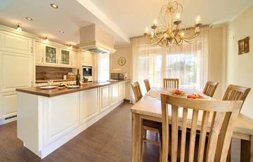 3-Bedroom Holiday House in Malinska with Heated Pool