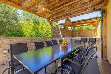 Linardići House with Private Heated Pool