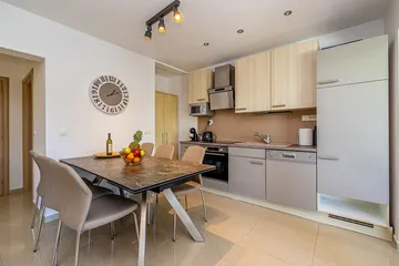 Linardići House with Private Heated Pool