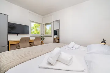 Linardići House with Private Heated Pool