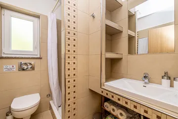 Linardići House with Private Heated Pool