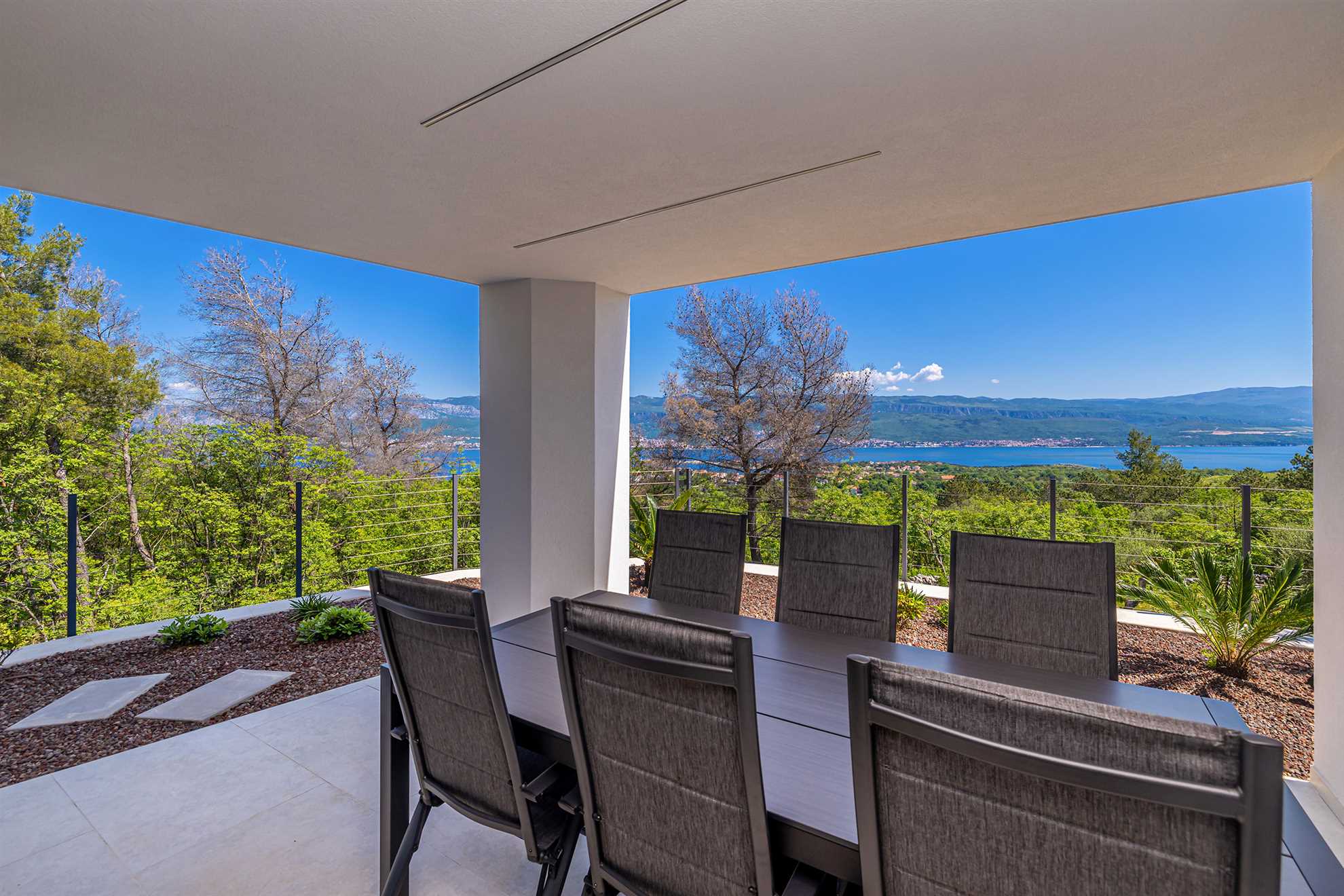 Apartment SEASIDE I with jacuzzi and sea view