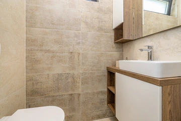 Polje Apartment with Jacuzzi and Sea View