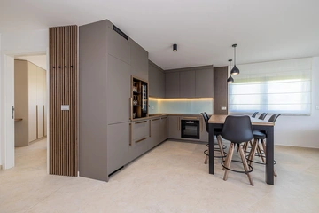 Two-Bedroom Seaview Apartment in Polje