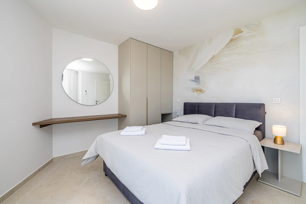 Two-Bedroom Seaview Apartment in Polje